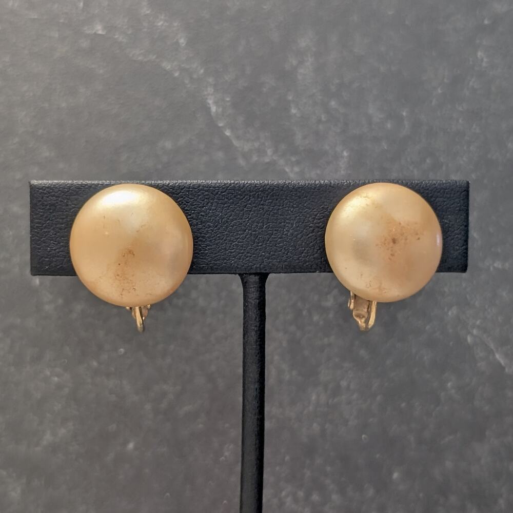 Vintage Clip On Earrings Deep Cream Tone Faux Pearl - Condition Issues